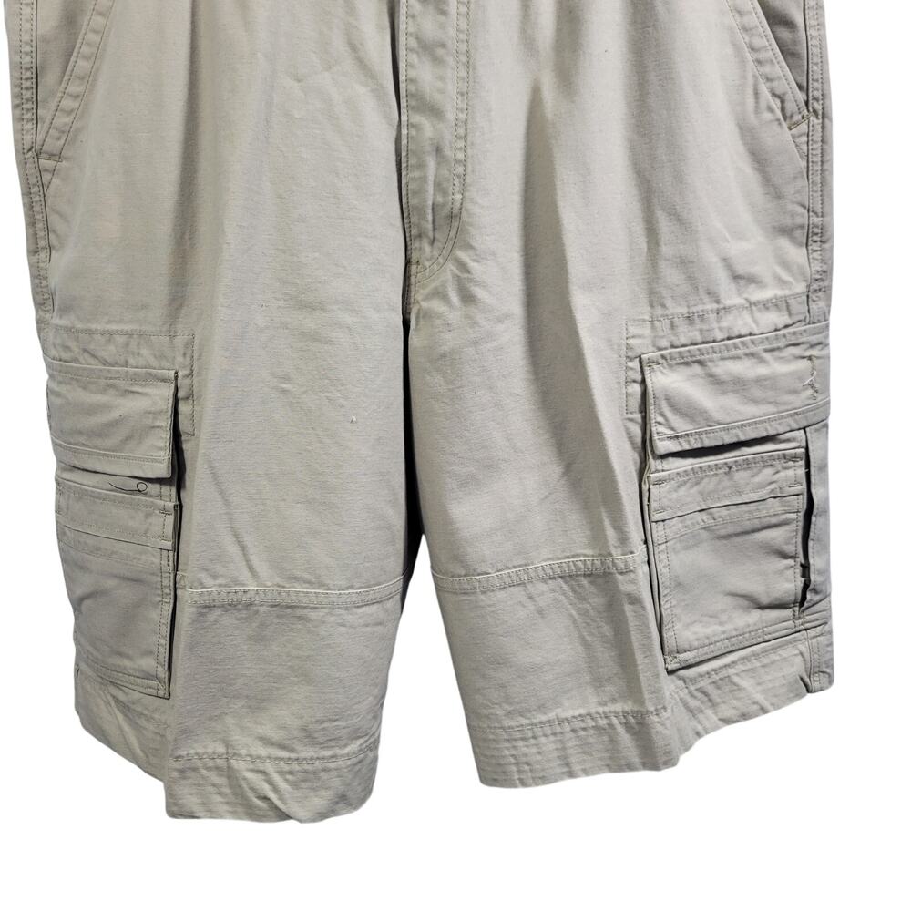 Levi Straus Men's Two Horse Brand Beige Cargo Shorts Size 36" x 11"  22426-1295 - Picture 2 of 7